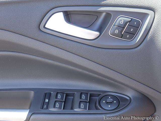 Ford Escape 2017 photo 22